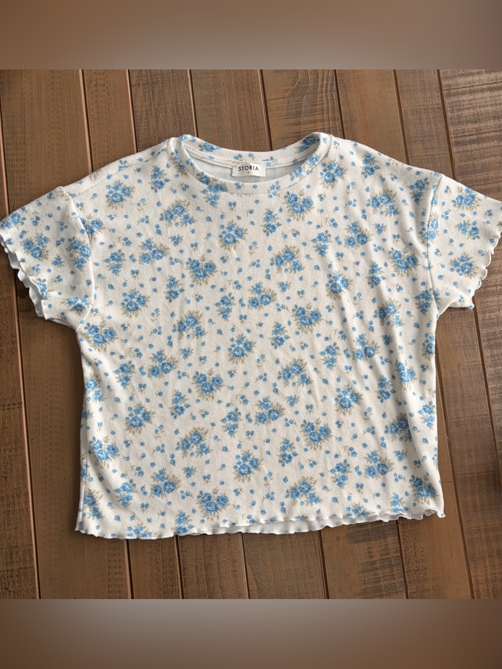 Storia White Top with Light Blue Floral Print